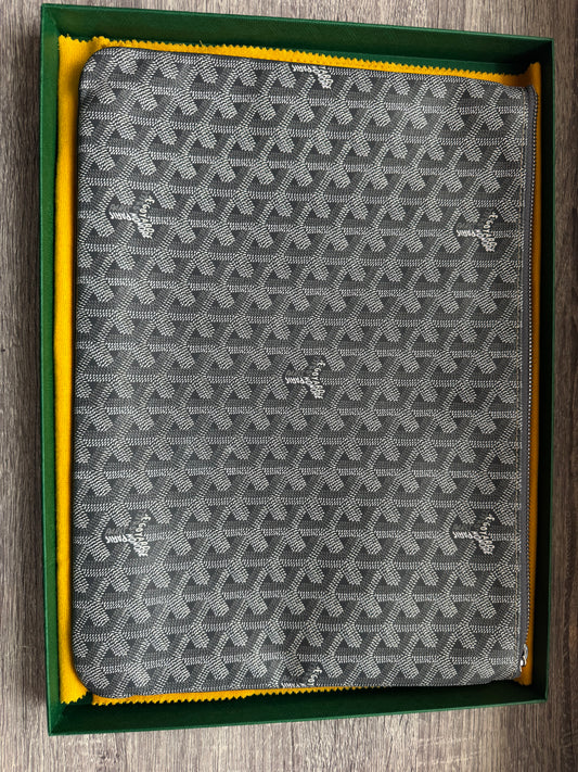Preloved Goyard Senat MGM Pouch - Gris