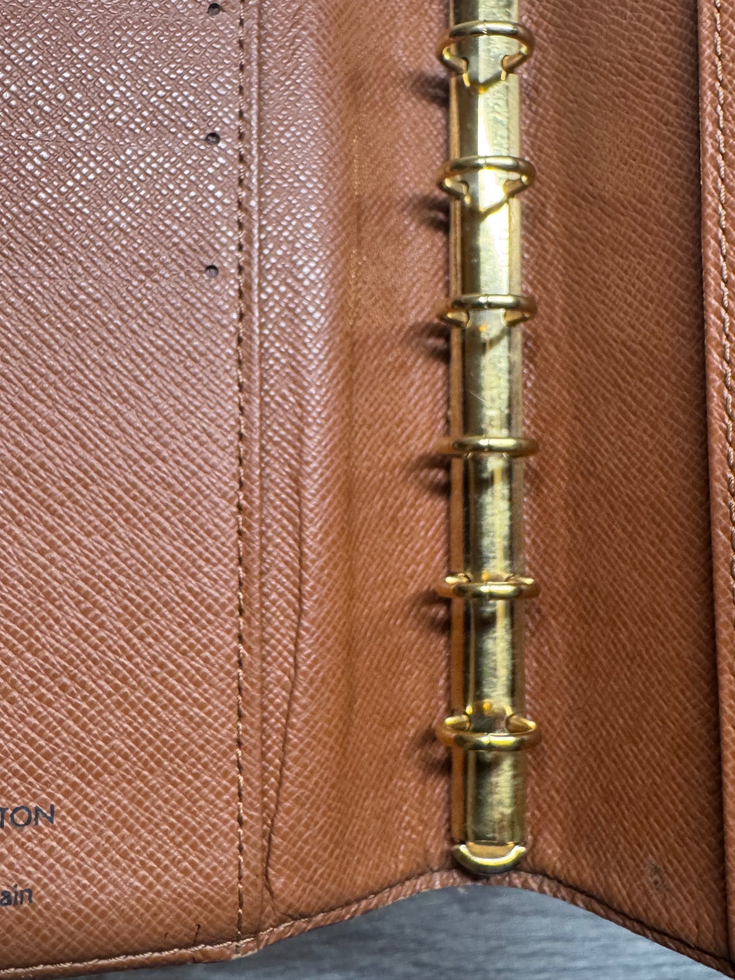 3. Louis Vuitton PM ring Agenda. Monogram canvas.