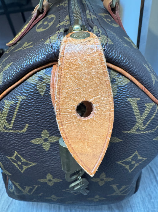 Louis Vuitton Speedy 30 Monogram Print.