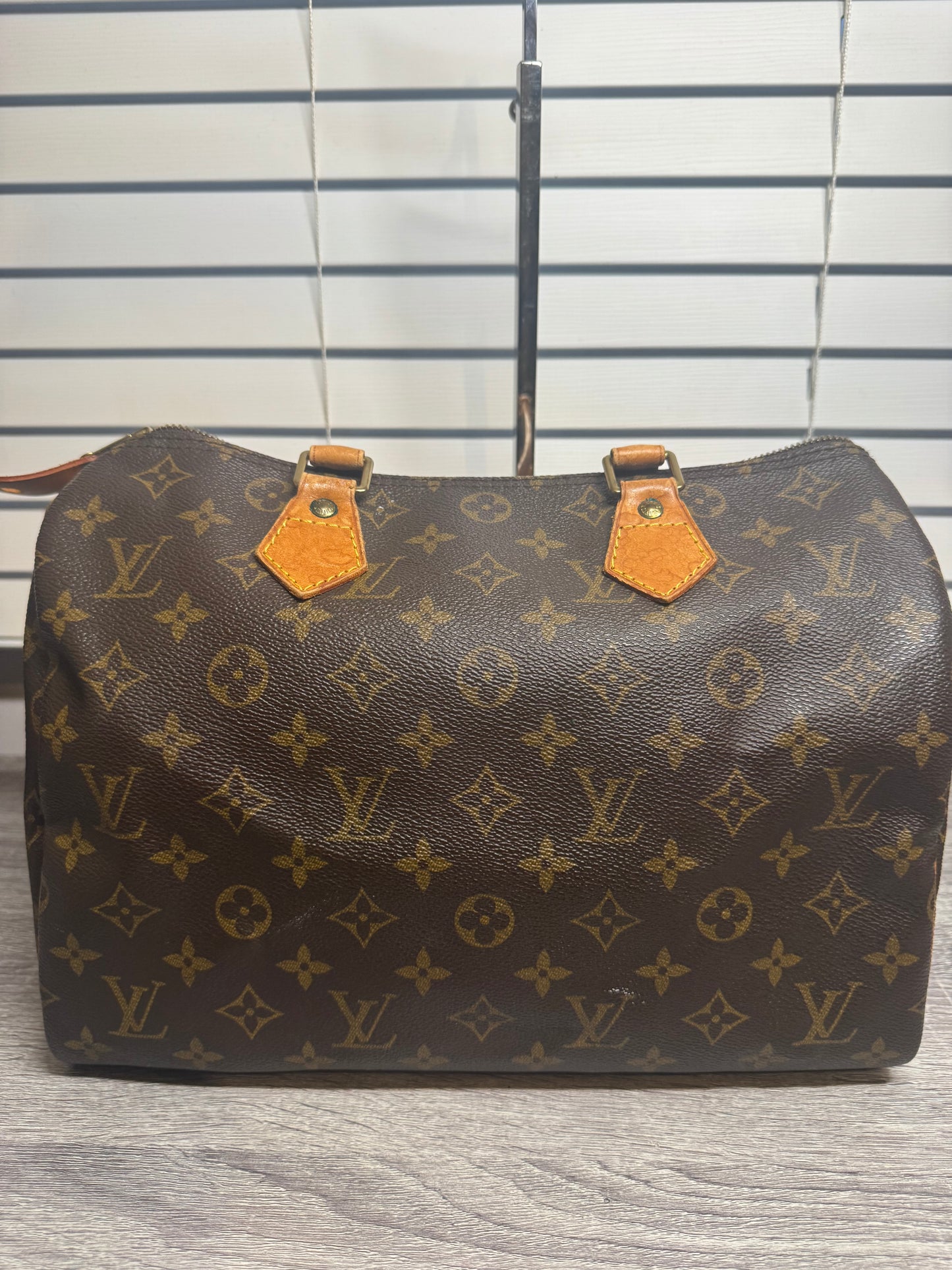 Preloved Louis Vuitton Speedy 30. France 1993.
