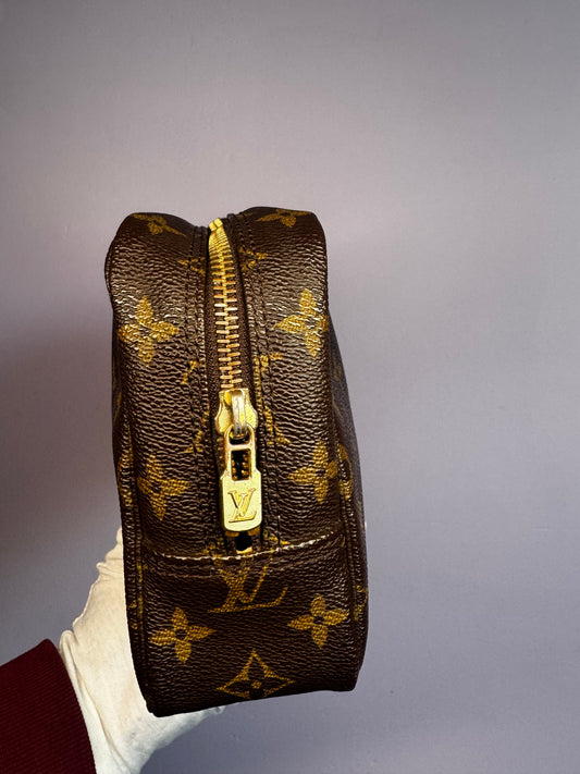 Louis Vuitton Troussee 23 Monogram