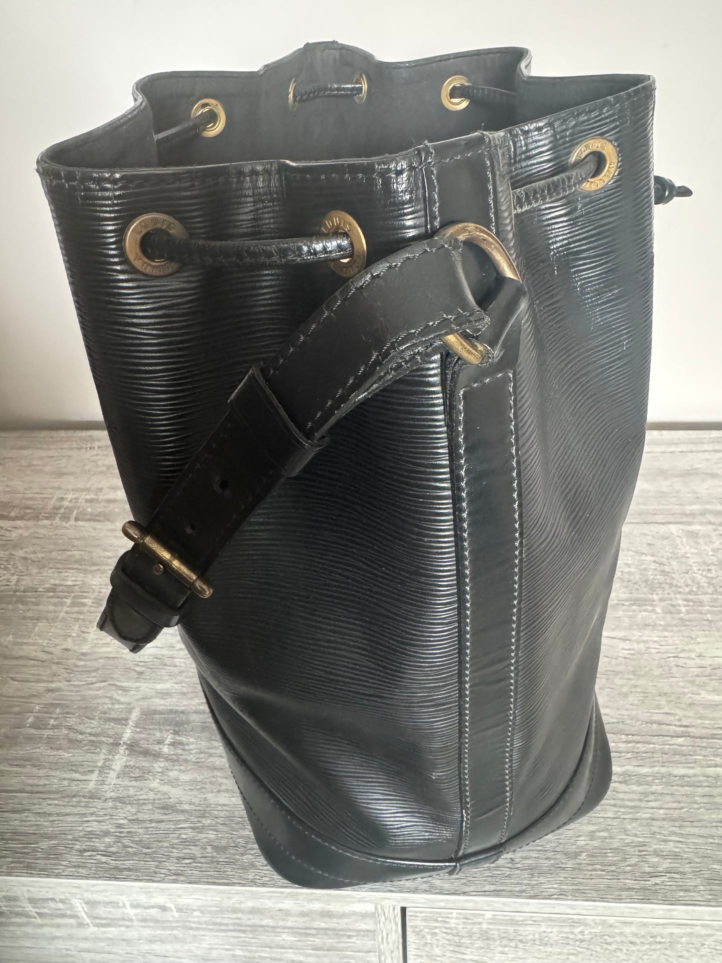 Louis Vuitton Vintage Noè Bucket Bag