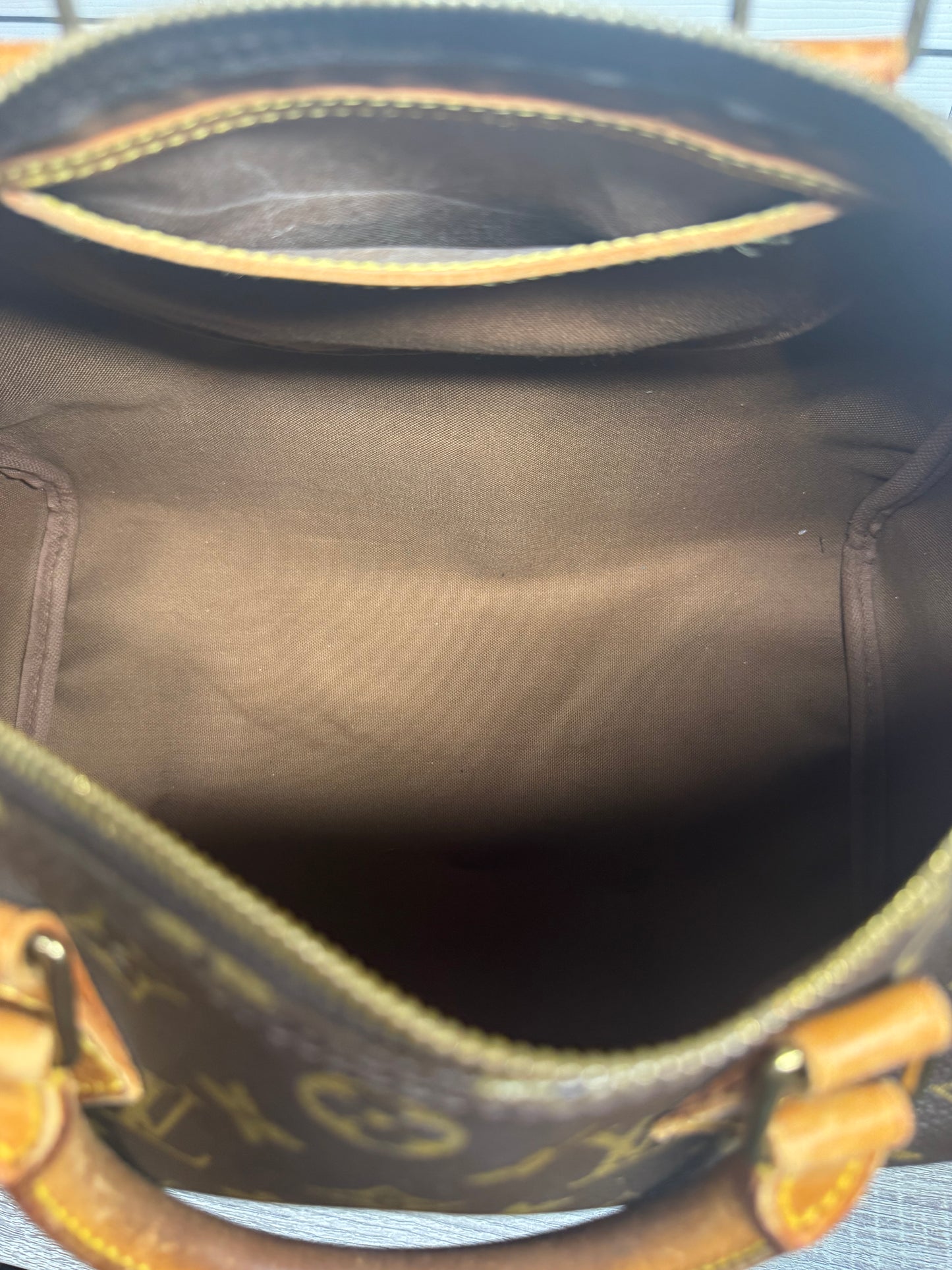 Preloved Louis Vuitton Speedy 30. France 1993.