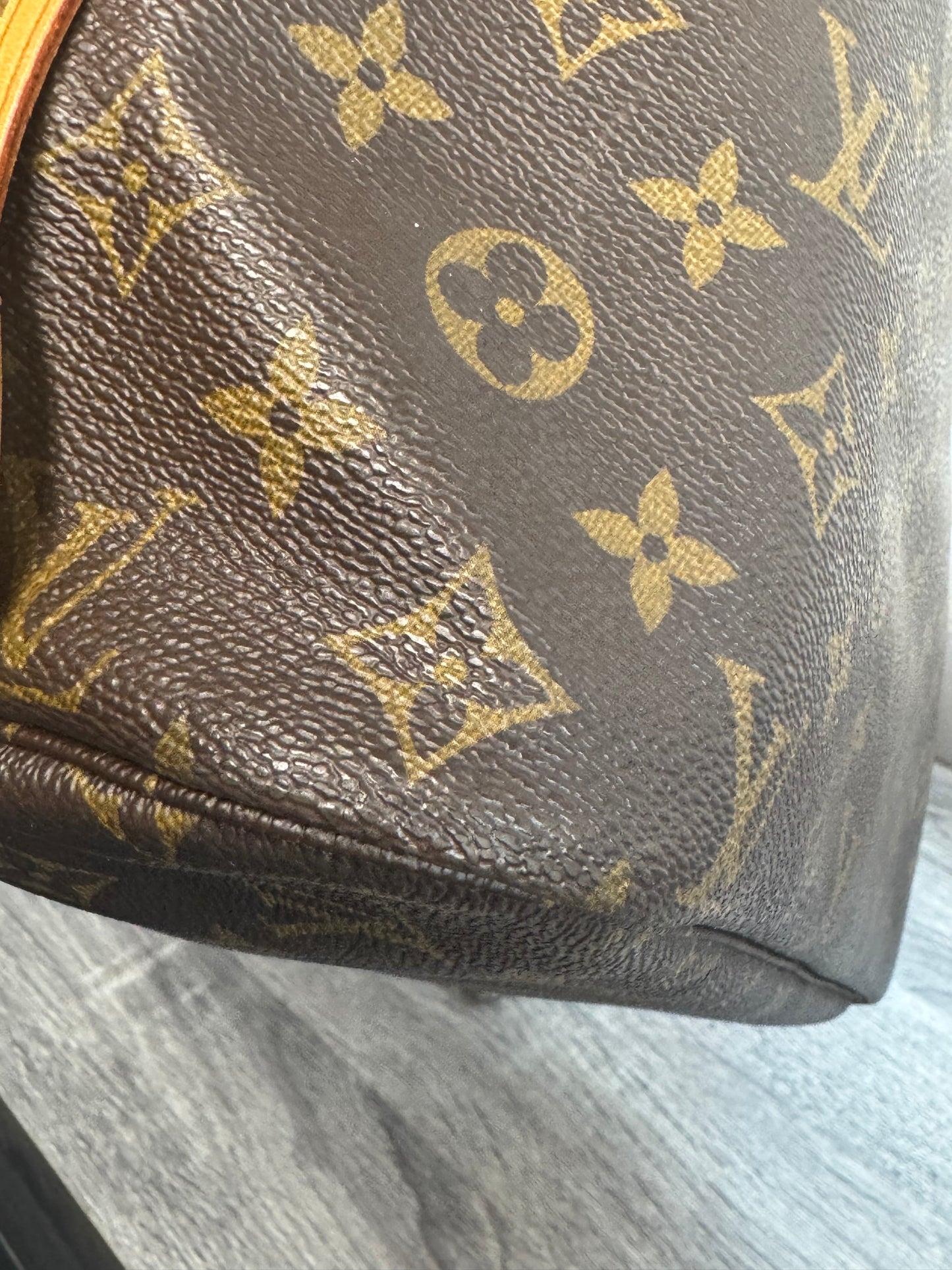 Preloved Louis Vuitton Neverfull Monogram MM.