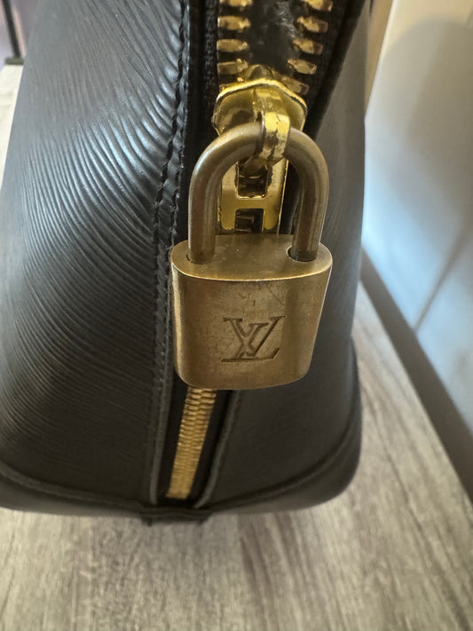 Louis Vuitton Epi Alma Nior
