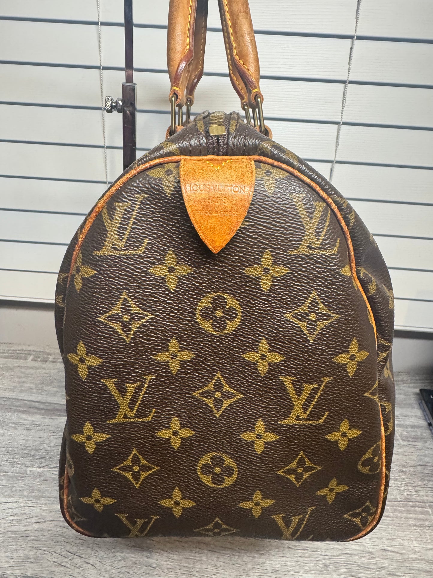 Preloved Louis Vuitton Speedy 30. France 1993.