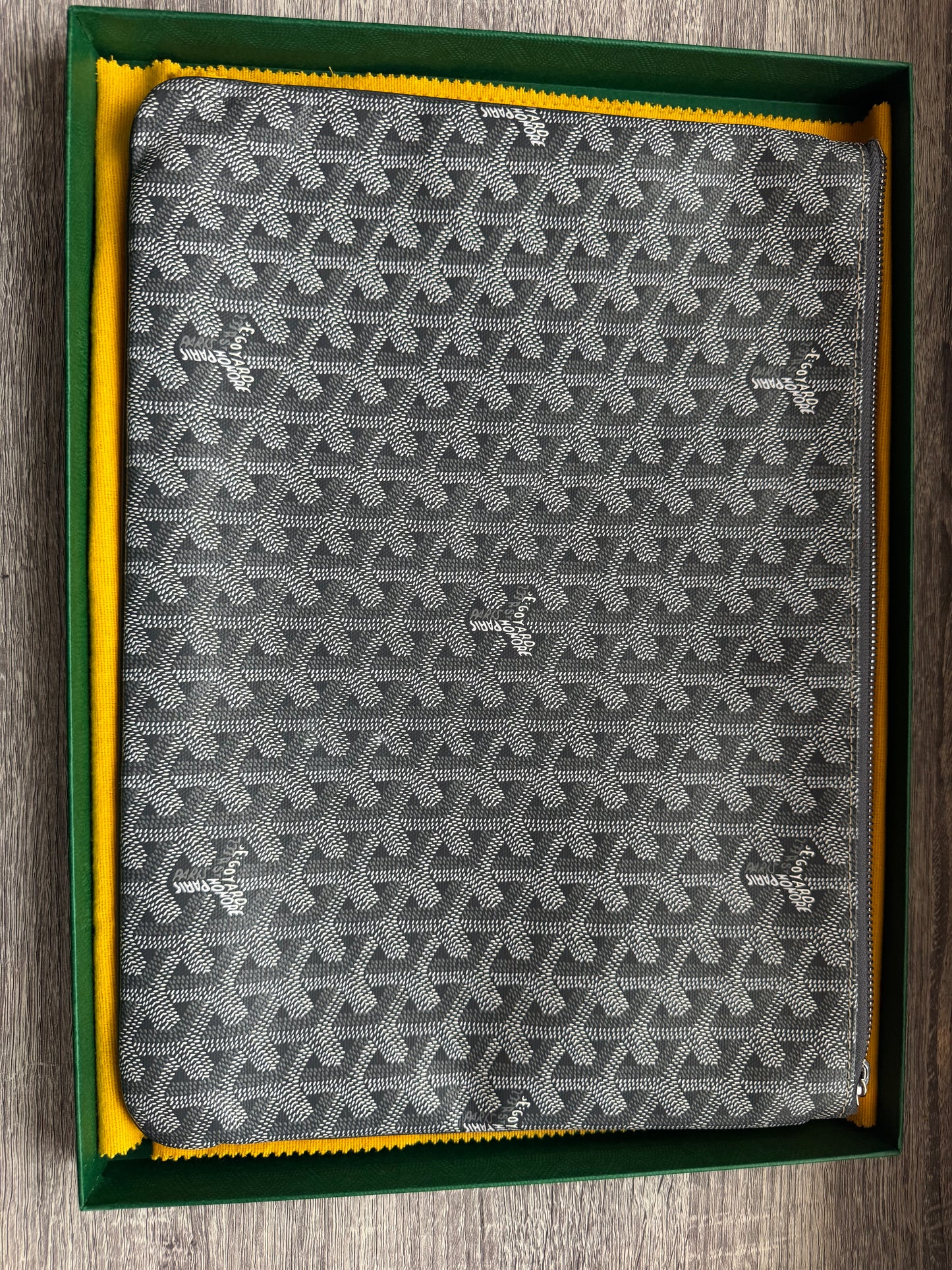 Preloved Goyard Senat MGM Pouch - Gris