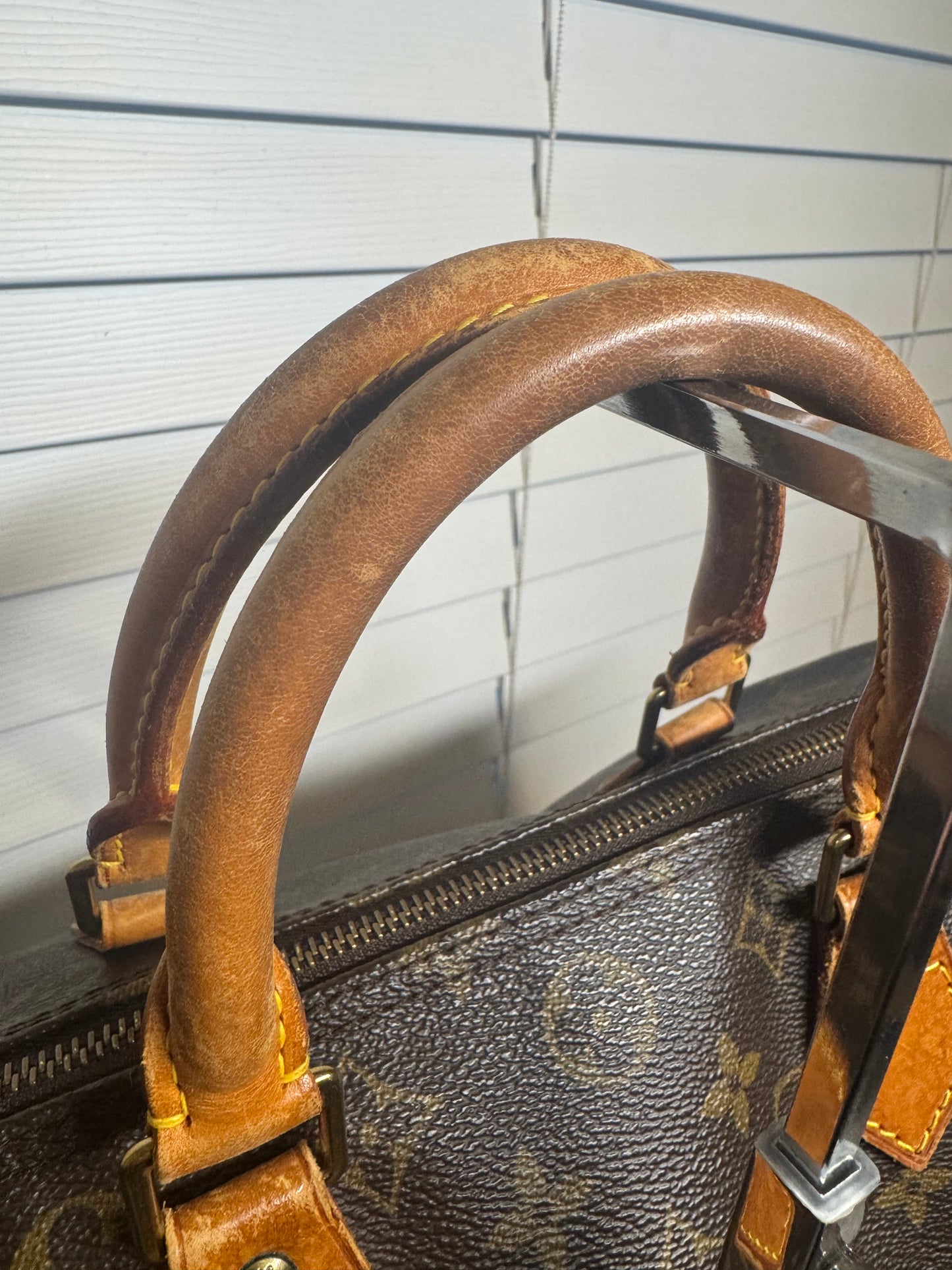 Preloved Louis Vuitton Speedy 30. France 1993.