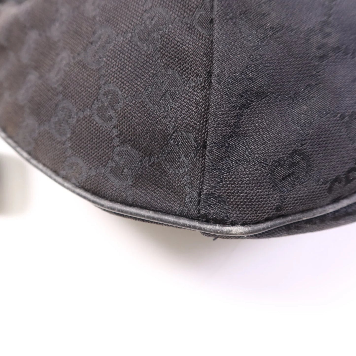 Gucci tote bag with adjustable strap