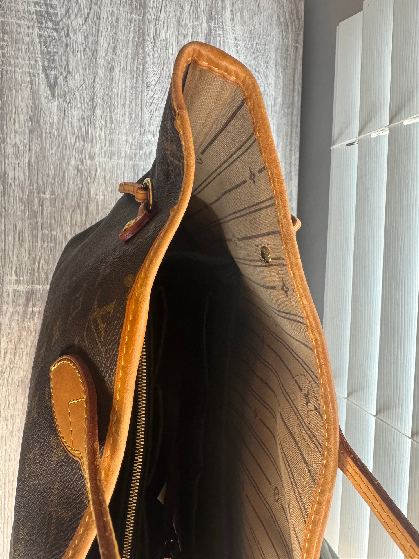 Preloved Louis Vuitton Neverfull Monogram MM.