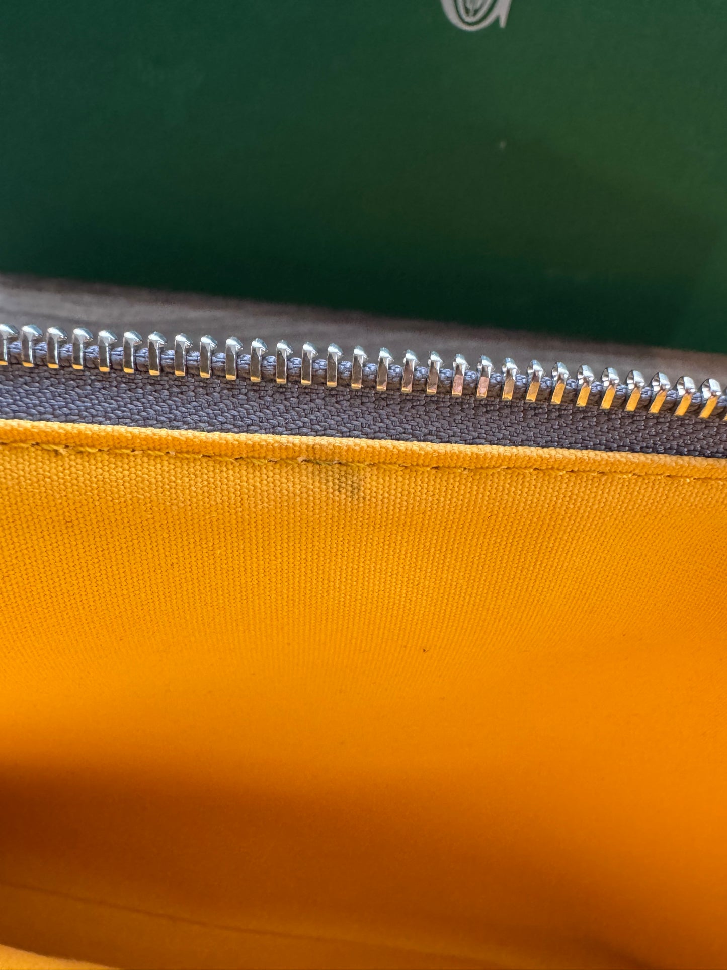 Preloved Goyard Senat MGM Pouch - Gris