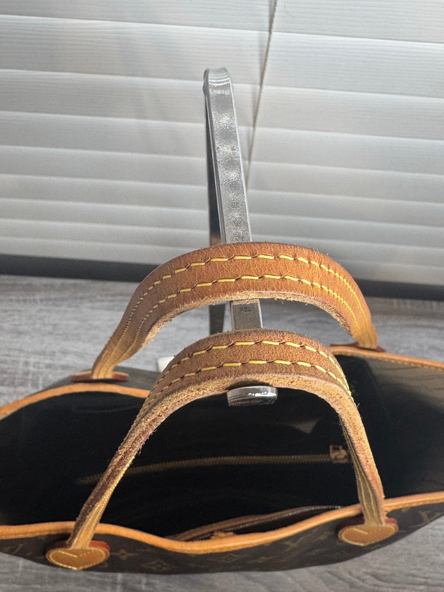 Preloved Louis Vuitton Neverfull Monogram MM.