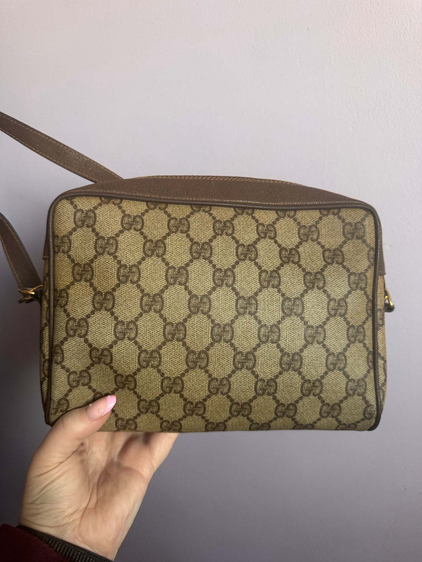 Gucci Camera Bag GG Monogram (2)