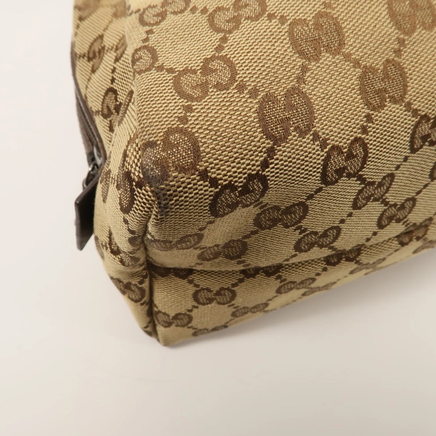 Gucci Mini bucket back in monogram GG