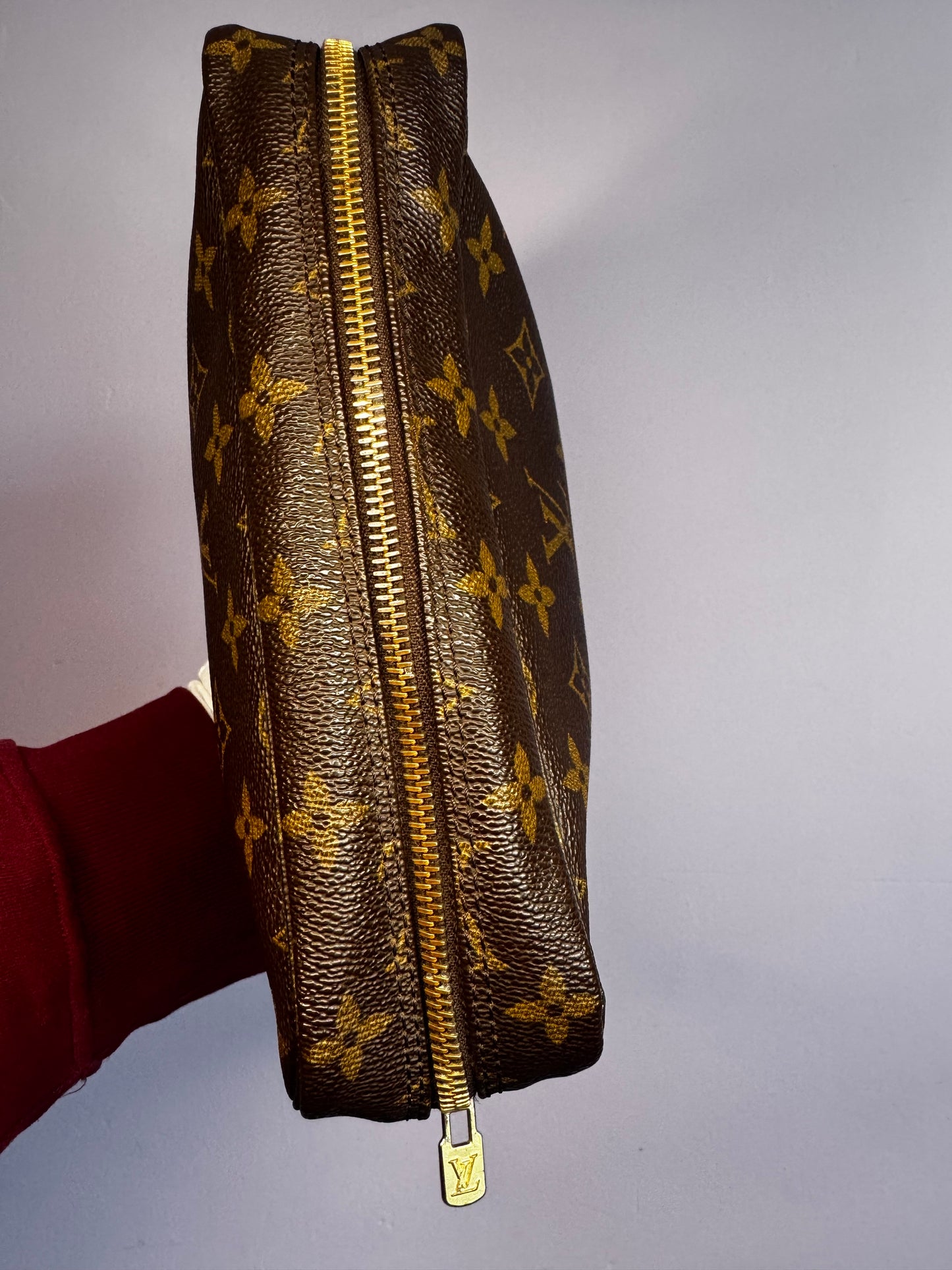 Louis Vuitton Troussee 23 Monogram