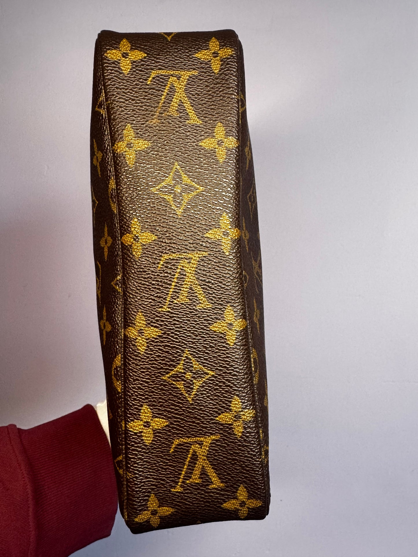 Louis Vuitton Troussee 23 Monogram