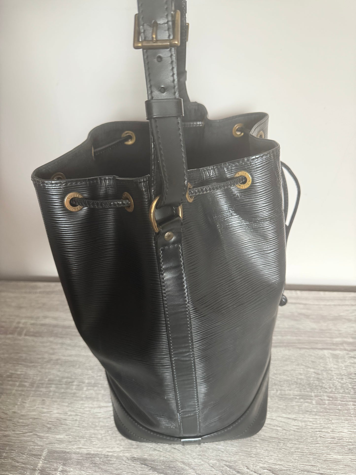 Louis Vuitton Vintage Noè Bucket Bag