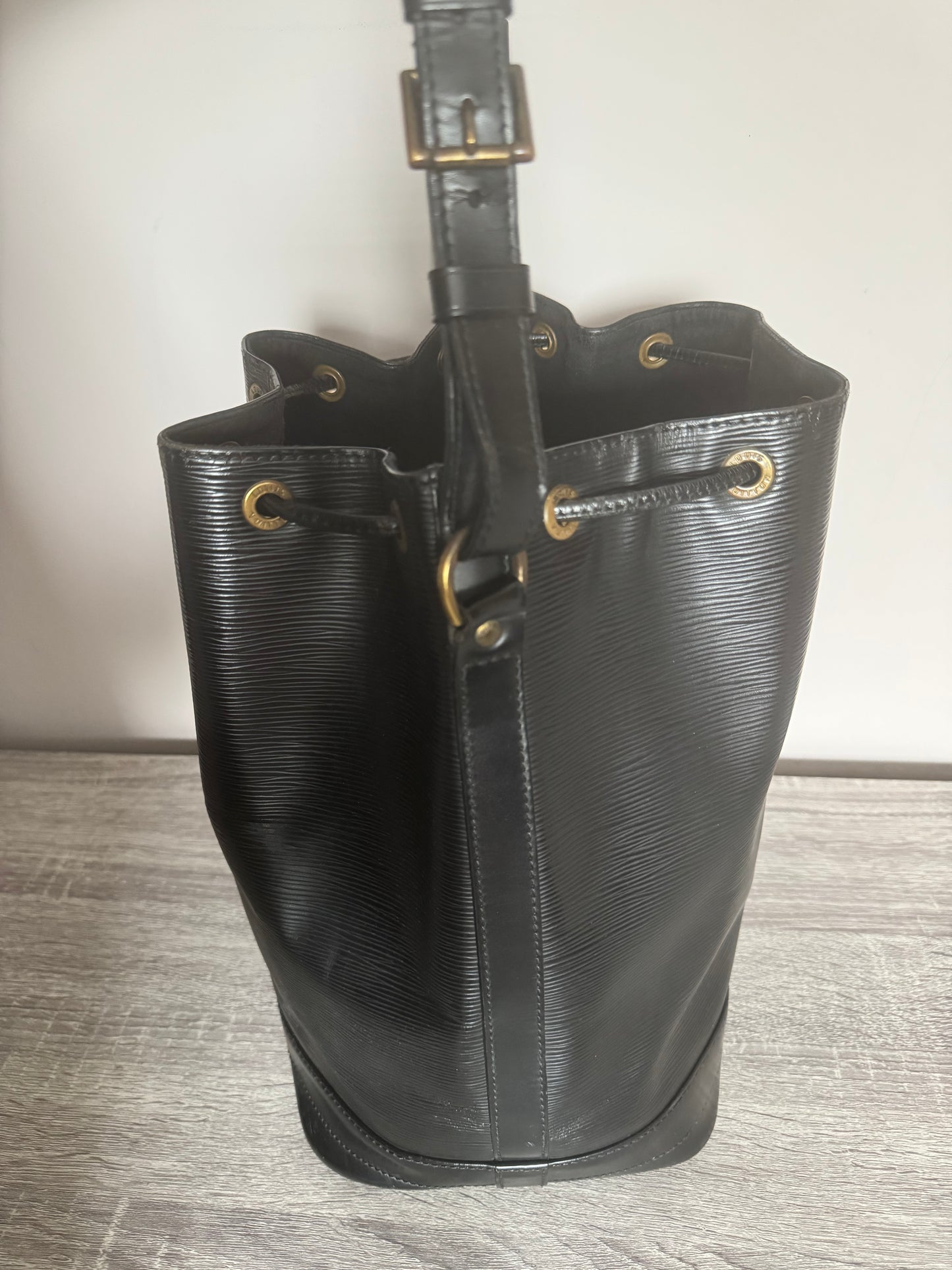 Louis Vuitton Vintage Noè Bucket Bag
